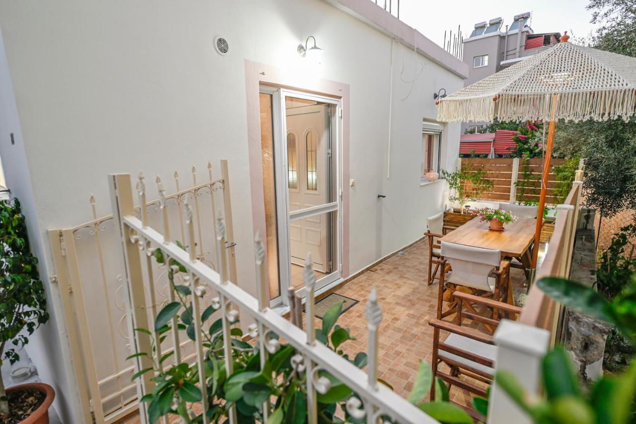 Popi'S House Chrissi Akti Chania Exterior foto